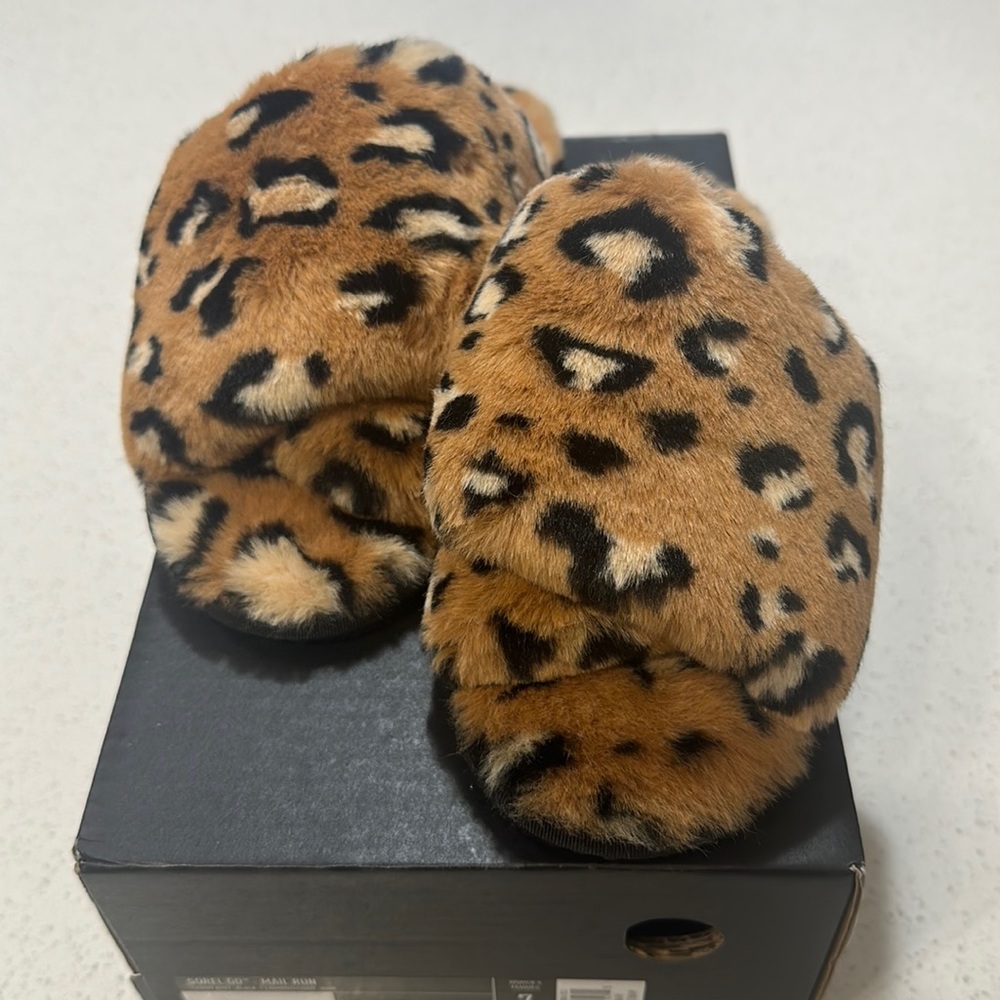 Size 7 Sorel Slippers